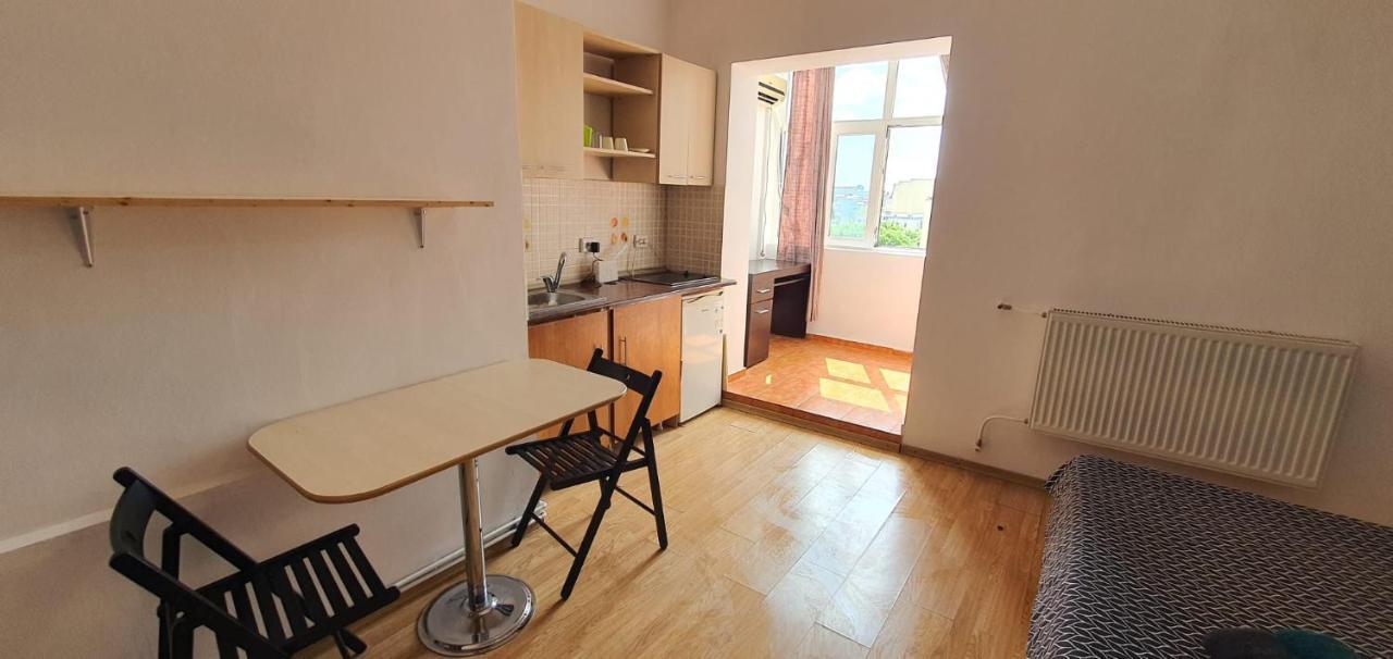 Ferienwohnung City Center Majestic Studio Bukarest Exterior foto